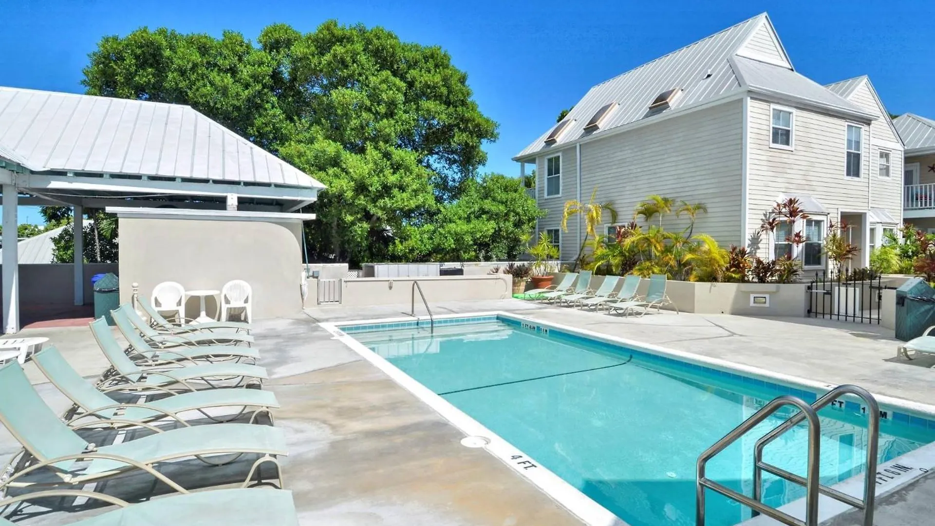 Casa de Férias Duval Breeze By Avantstay Great Location Close To Beach Nightlife Shared Pool Week Long Stays Key West Estados Unidos da América