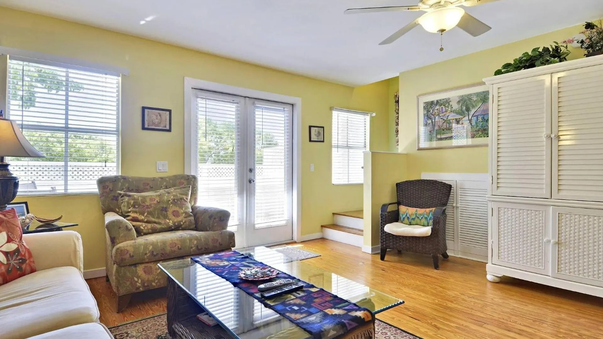 Duval Breeze By Avantstay Great Location Close To Beach Nightlife Shared Pool Week Long Stays Key West